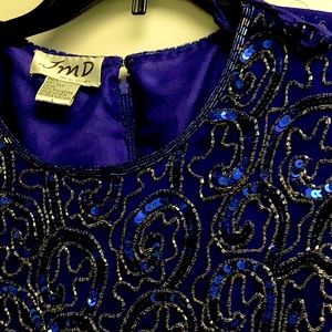 Evening dress. JMD New York size large. 1Blue color with sequins worn only once